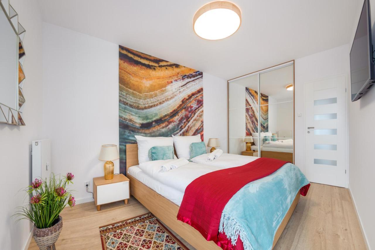 Apartamenty Sun & Snow Nadmorskie Tarasy Z Basenem Колобжег Экстерьер фото