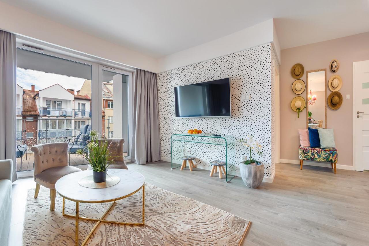 Apartamenty Sun & Snow Nadmorskie Tarasy Z Basenem Колобжег Экстерьер фото