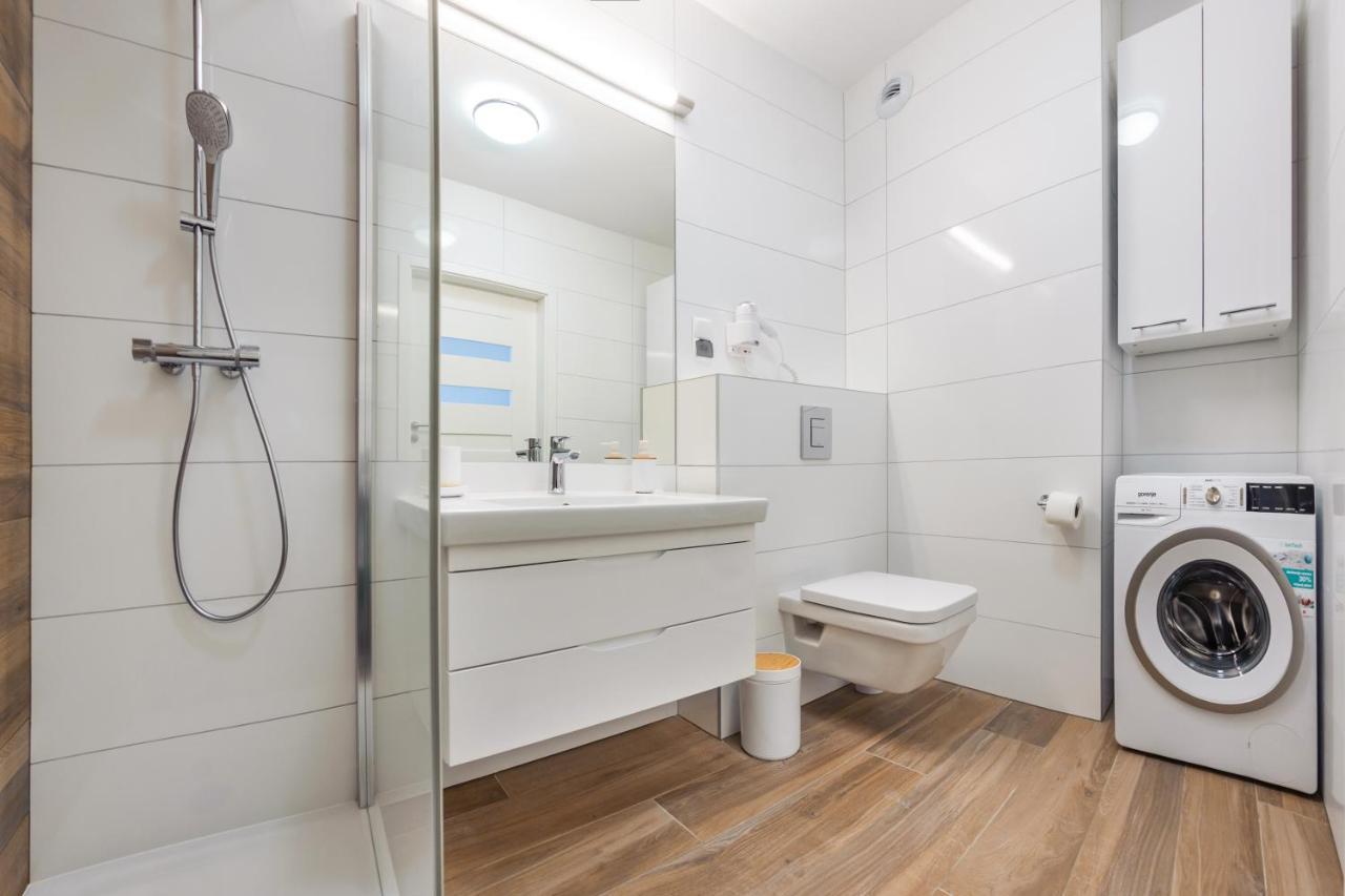 Apartamenty Sun & Snow Nadmorskie Tarasy Z Basenem Колобжег Экстерьер фото