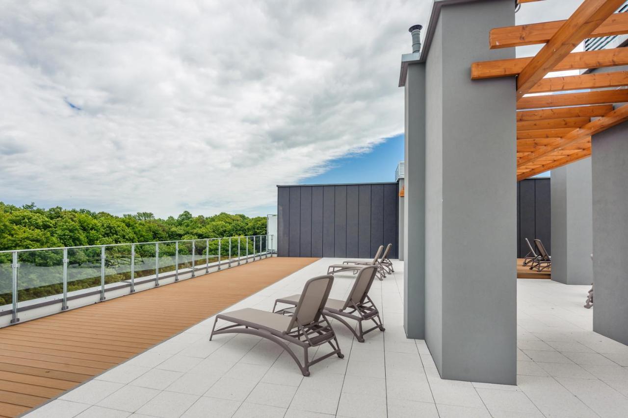 Apartamenty Sun & Snow Nadmorskie Tarasy Z Basenem Колобжег Экстерьер фото