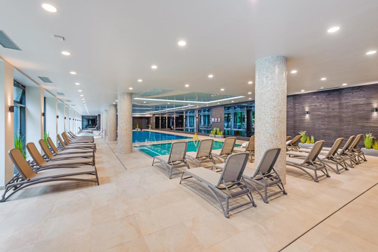 Apartamenty Sun & Snow Nadmorskie Tarasy Z Basenem Колобжег Экстерьер фото
